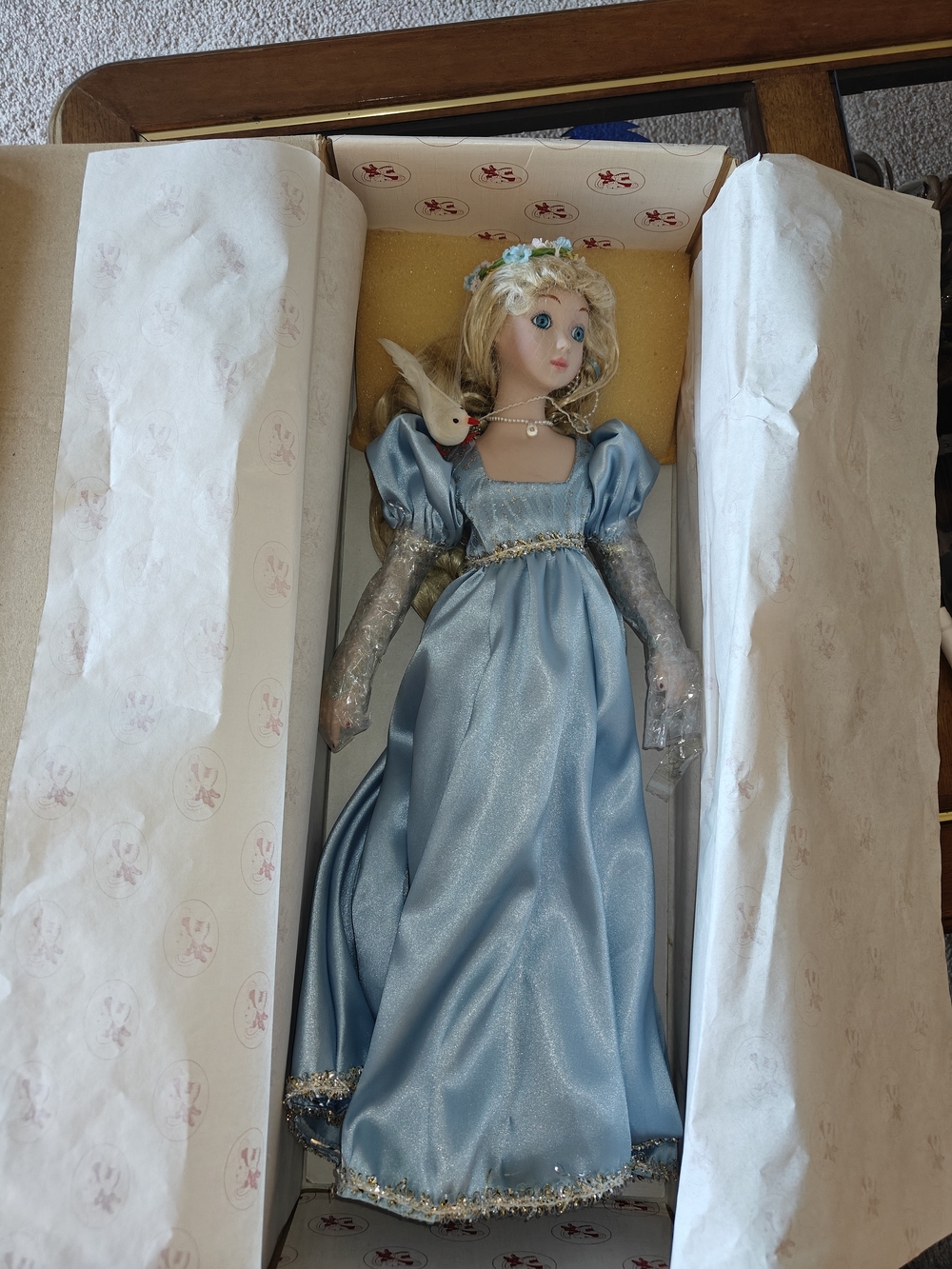 Design Debut Collector Doll - Rapunzel